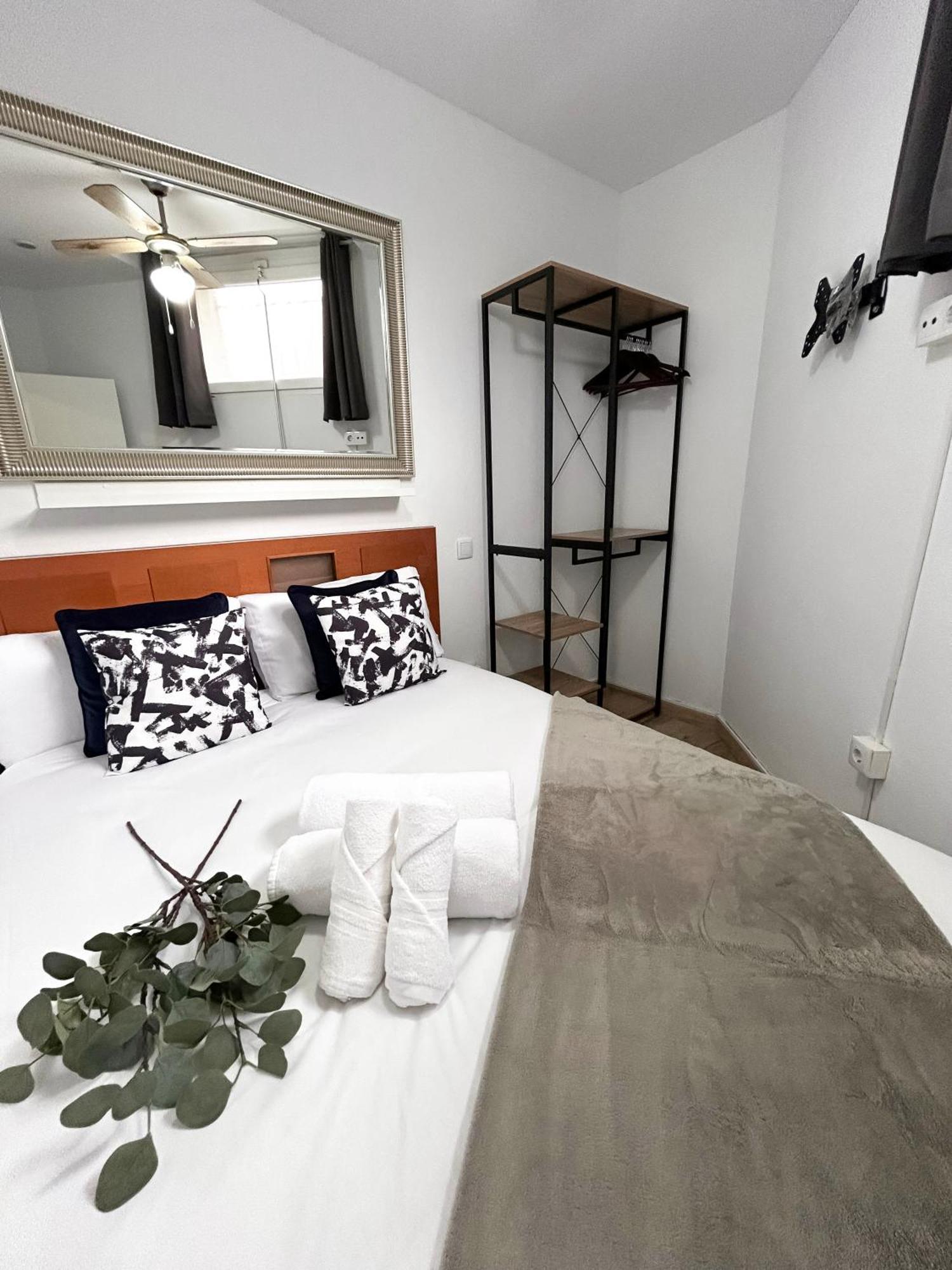 Charming Rio Manzanares Apartment Madrid Bagian luar foto