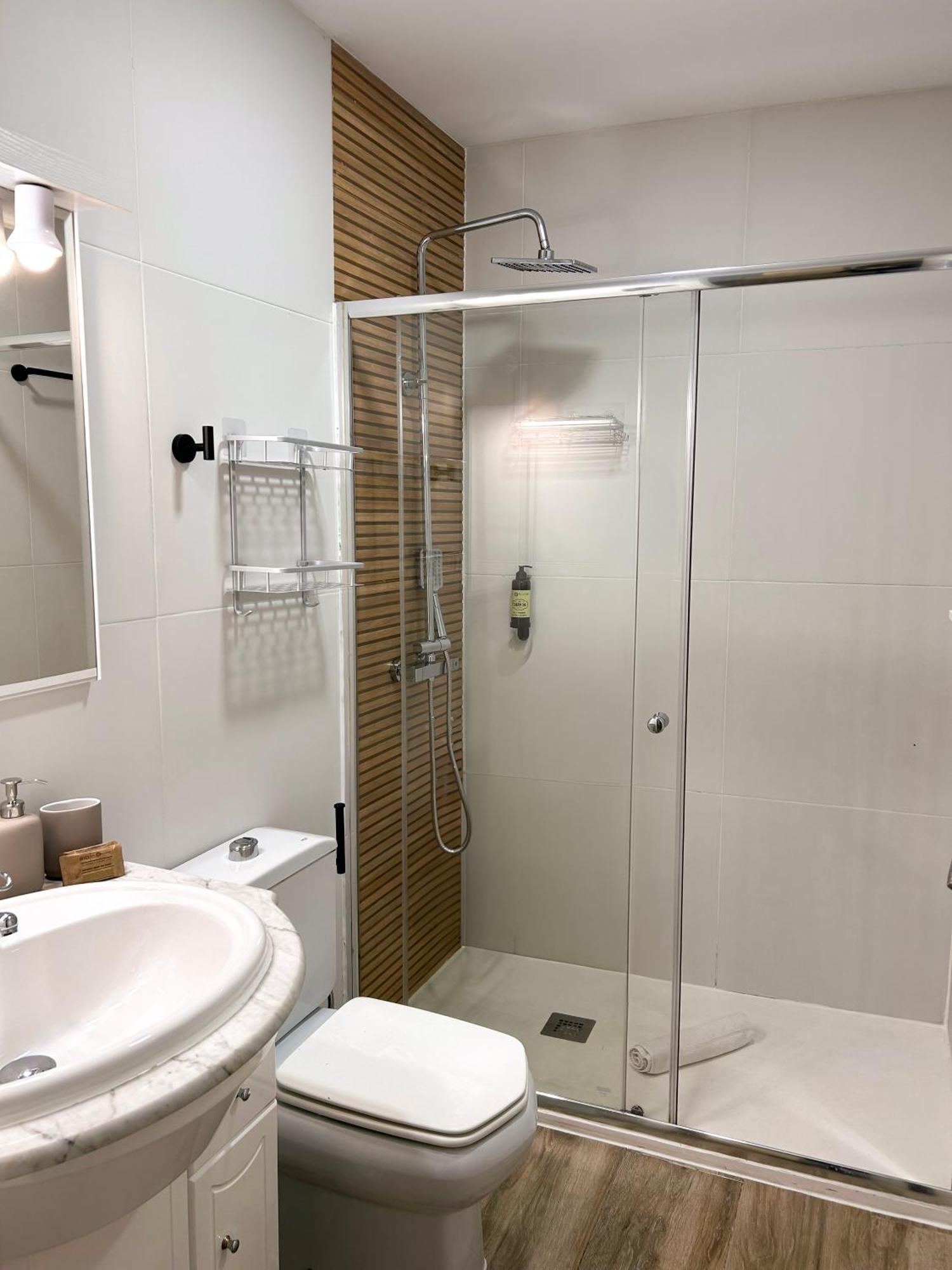Charming Rio Manzanares Apartment Madrid Bagian luar foto